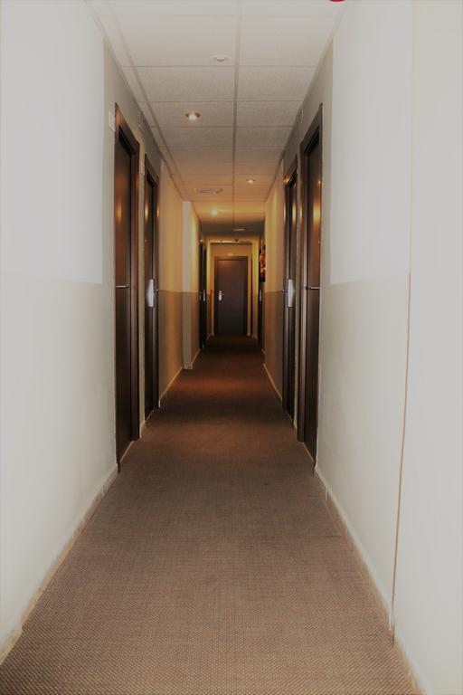 Hostal Restaurante Estacion ハエン エクステリア 写真